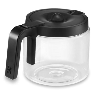 K cup coffee outlet maker with carafe